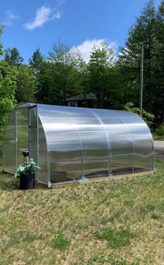 SAV-14 Greenhouse: Perfect for Small Spaces